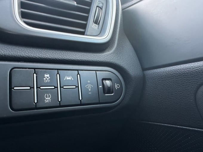 2025 Kia Ceed