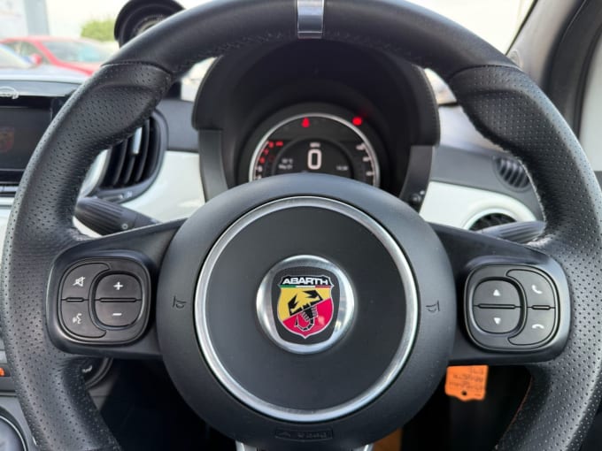 2025 Abarth 595