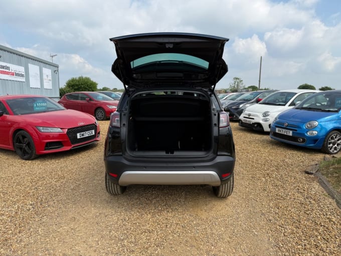 2025 Vauxhall Crossland X