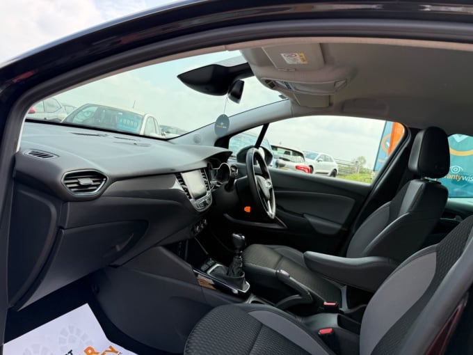 2025 Vauxhall Crossland X