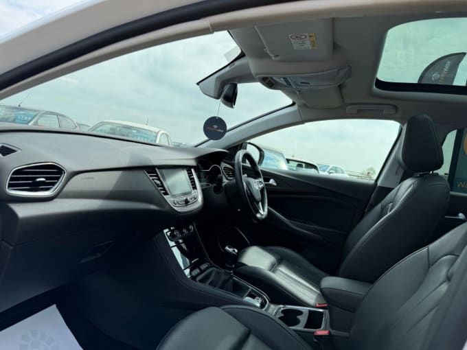 2025 Vauxhall Grandland X