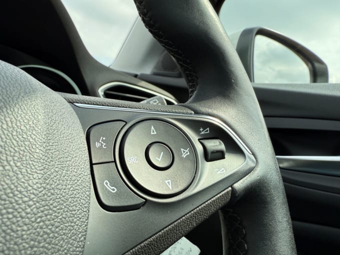 2025 Vauxhall Grandland X