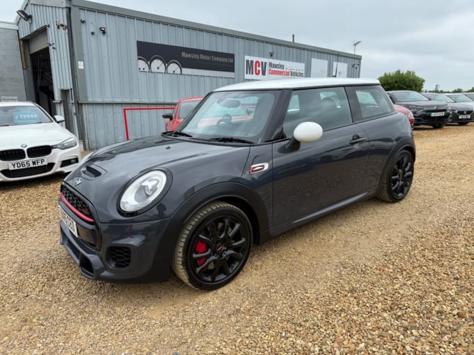 2025 Mini Hatch