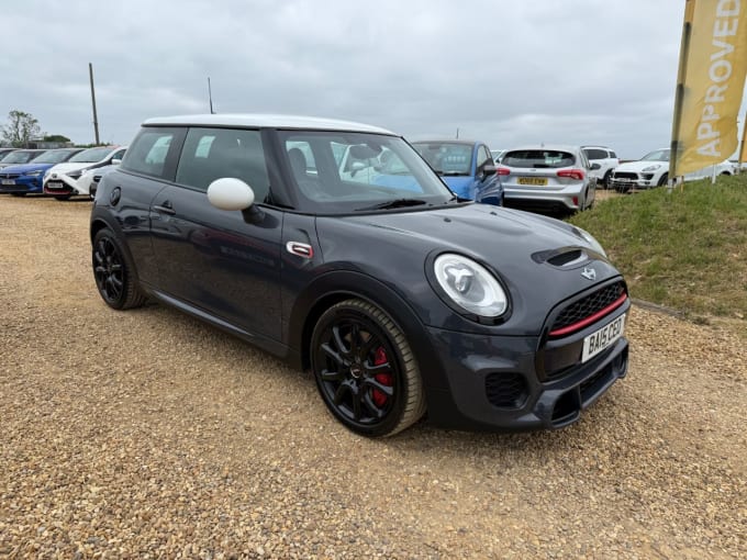 2025 Mini Hatch