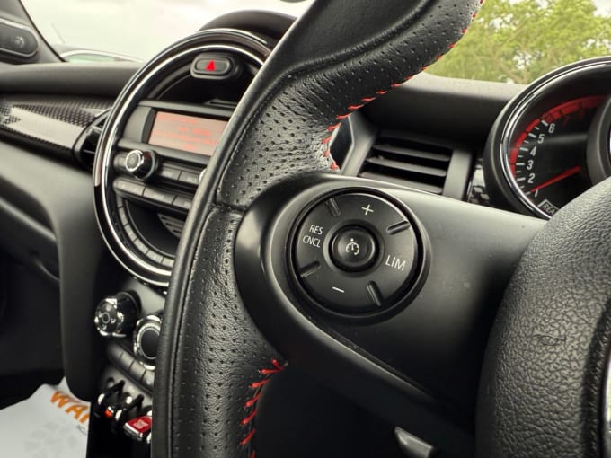 2025 Mini Hatch