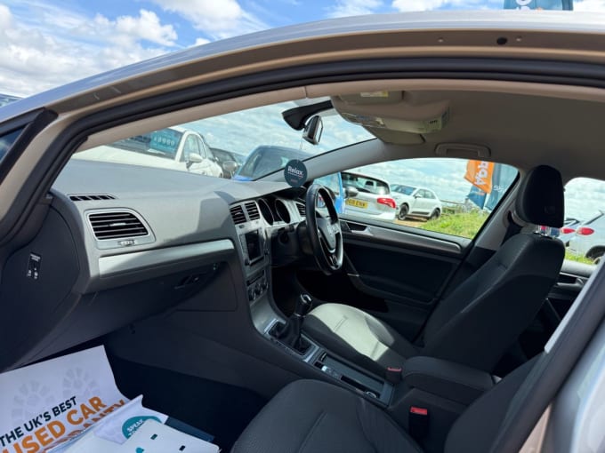 2025 Volkswagen Golf