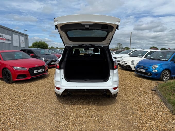 2025 Ford Kuga