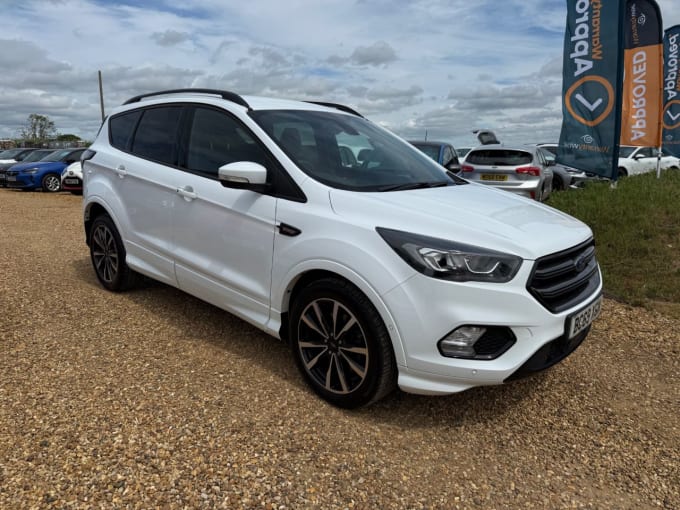 2025 Ford Kuga