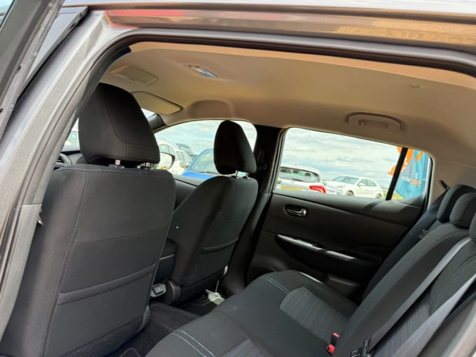 2025 Nissan Leaf