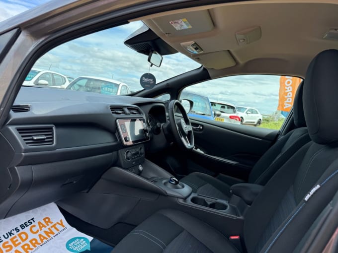 2025 Nissan Leaf