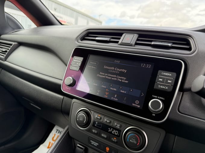 2025 Nissan Leaf