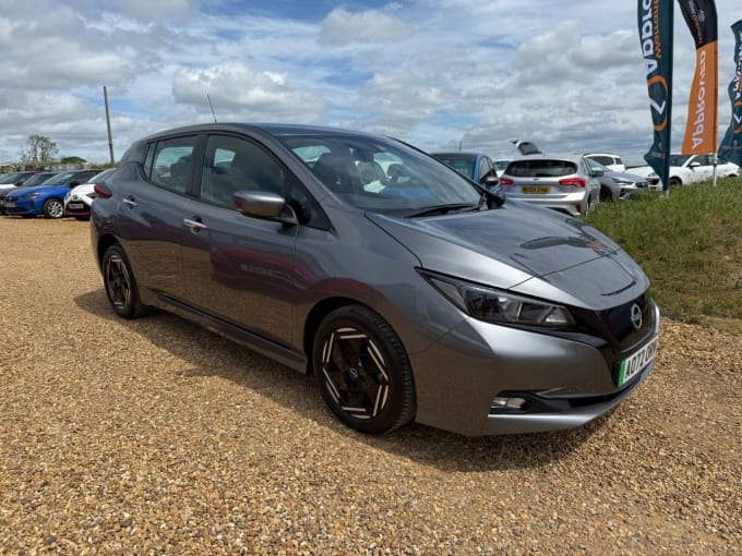 2025 Nissan Leaf