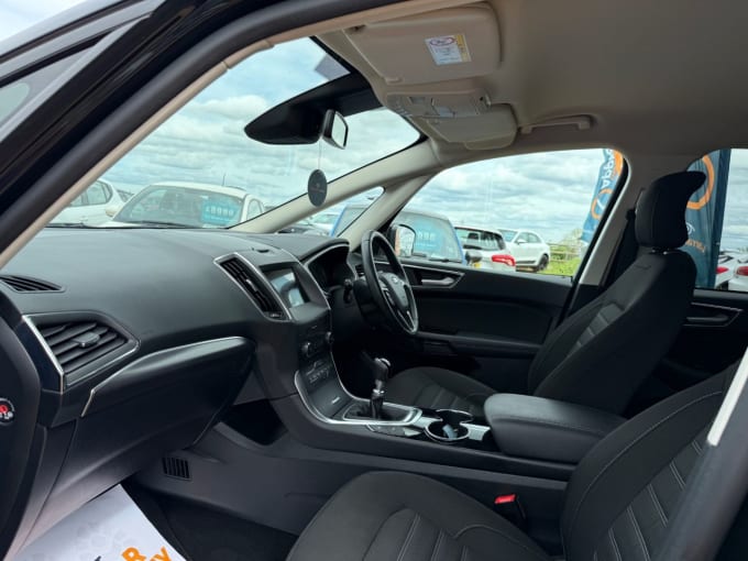 2025 Ford Galaxy