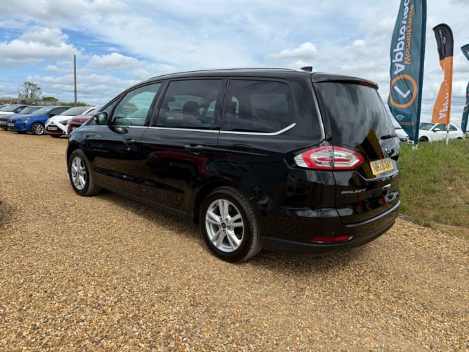 2025 Ford Galaxy