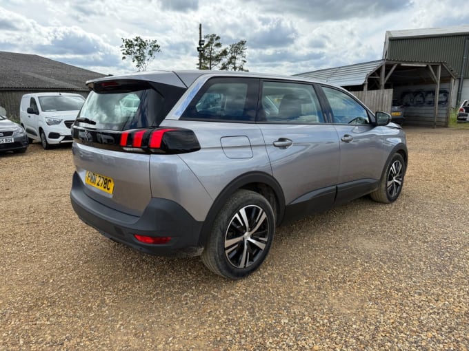 2025 Peugeot 5008