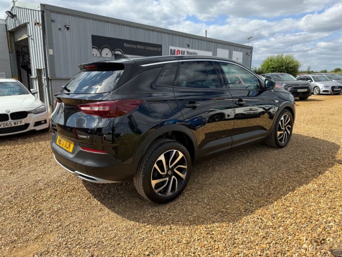 2025 Vauxhall Grandland X