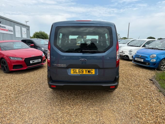 2025 Ford Tourneo Connect