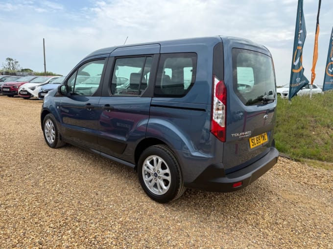 2025 Ford Tourneo Connect