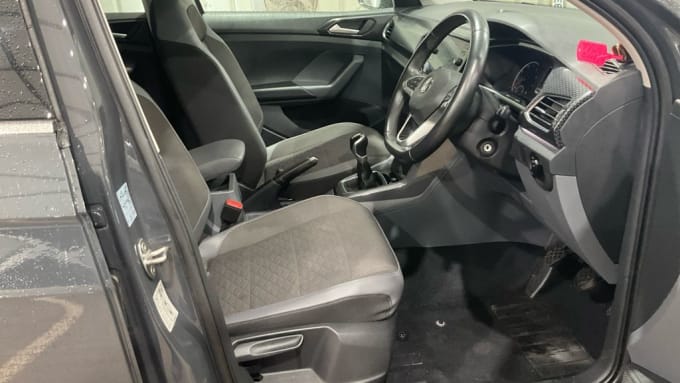 2025 Volkswagen T-cross