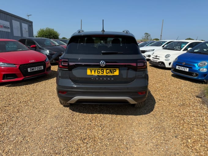 2025 Volkswagen T-cross