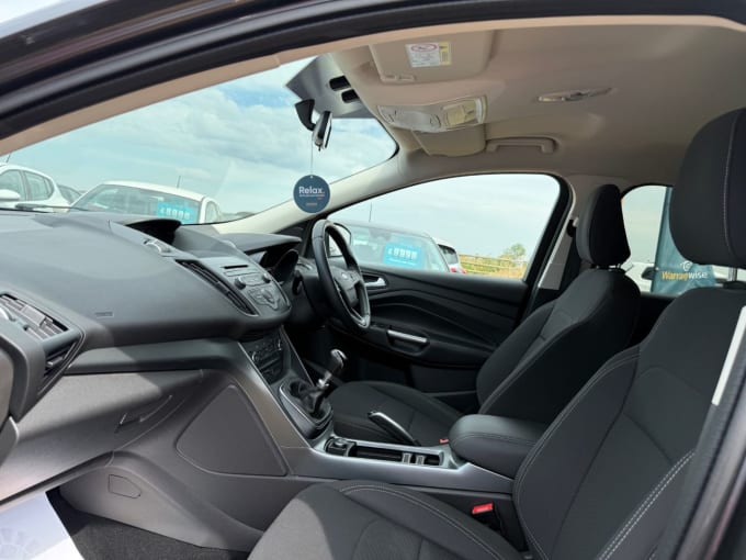 2025 Ford Kuga