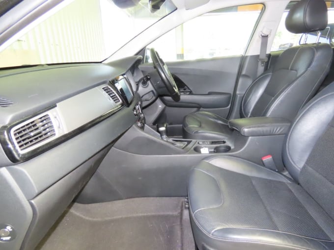 2025 Kia Niro