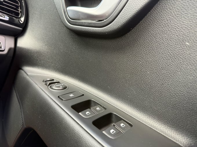 2025 Kia Rio