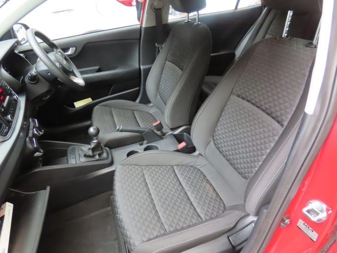 2025 Kia Rio