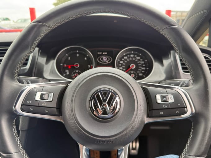 2025 Volkswagen Golf