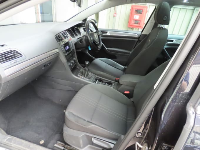 2025 Volkswagen Golf
