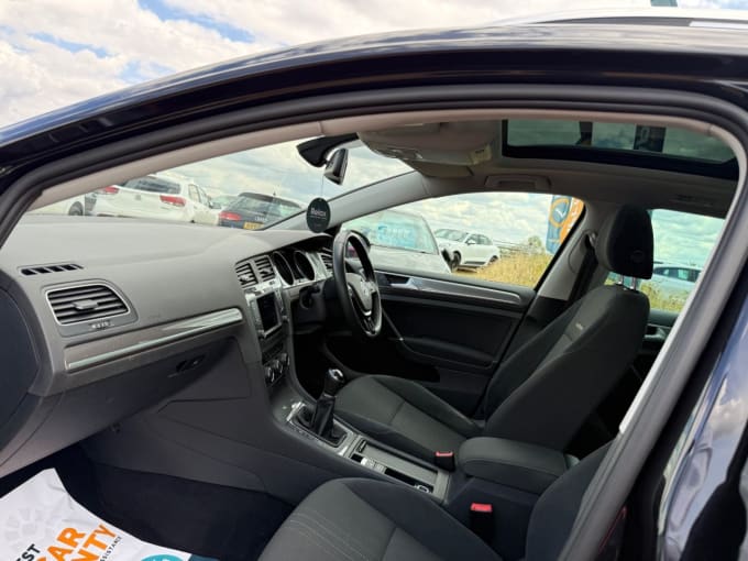 2025 Volkswagen Golf