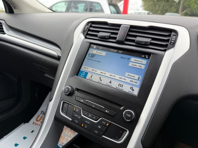 2025 Ford Mondeo