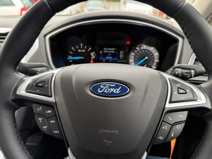 2025 Ford Mondeo