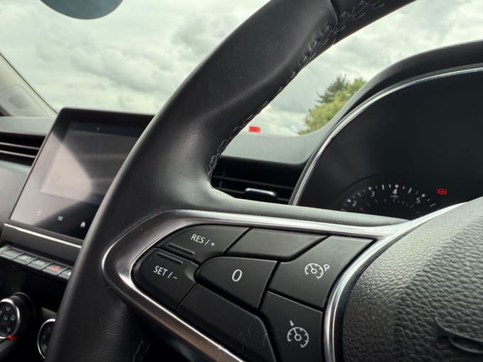 2025 Renault Clio