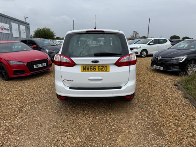 2025 Ford Grand C-max