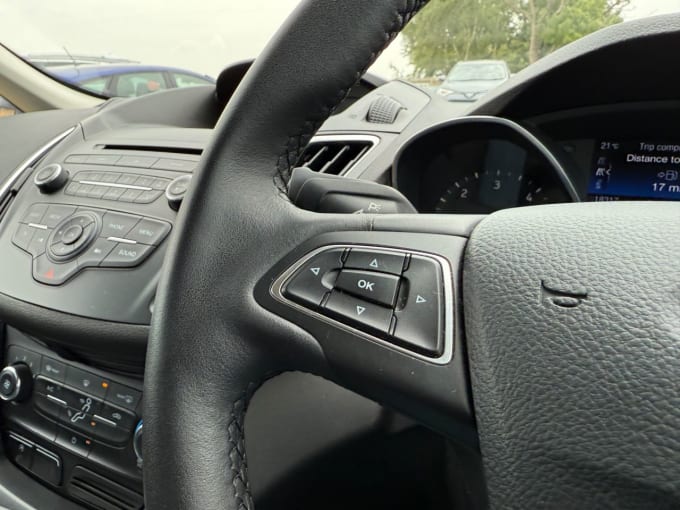 2025 Ford Grand C-max