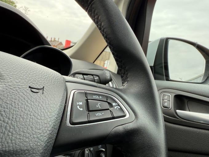 2025 Ford Grand C-max