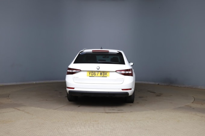 2025 Skoda Superb