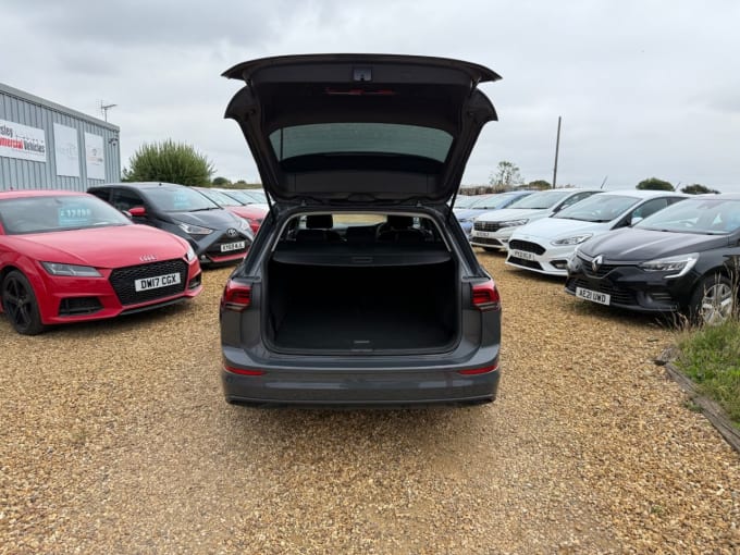 2025 Volkswagen Golf
