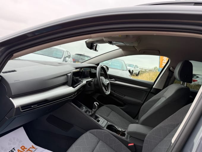 2025 Volkswagen Golf