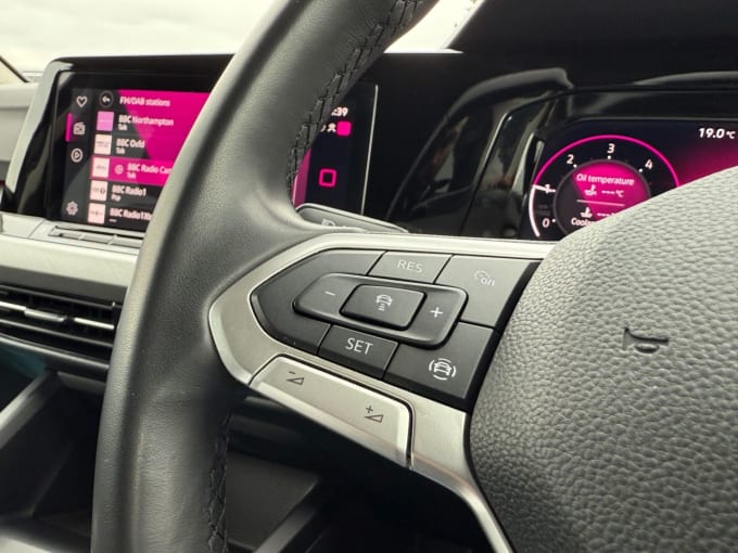 2025 Volkswagen Golf
