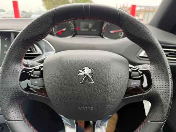2025 Peugeot 308