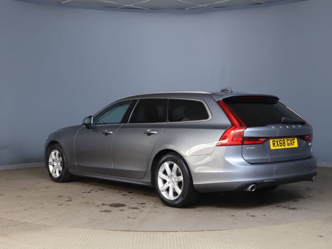 2025 Volvo V90