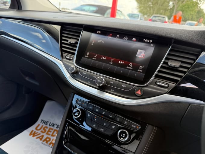 2025 Vauxhall Astra
