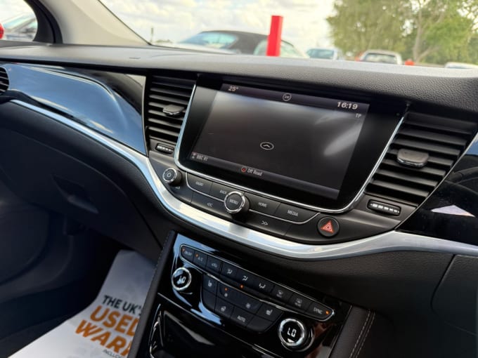 2025 Vauxhall Astra