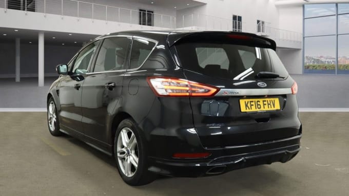 2025 Ford S-max