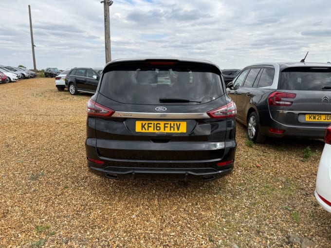 2025 Ford S-max