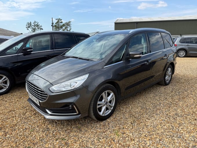 2025 Ford Galaxy