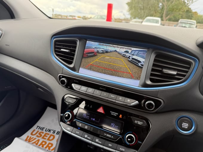 2025 Hyundai Ioniq
