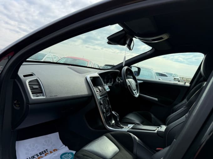 2025 Volvo Xc60